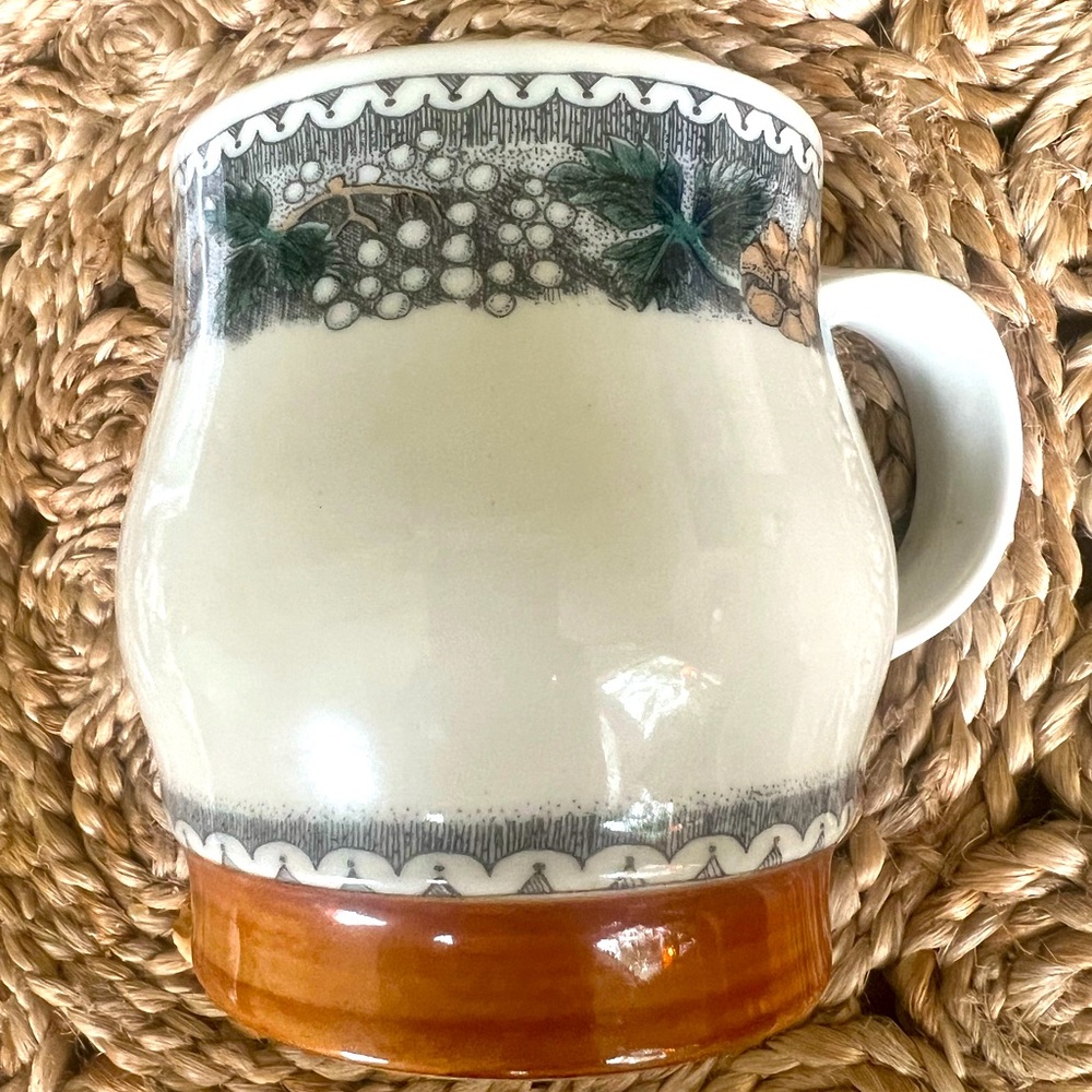 RARE RETIRED ⭐️🤎 GOEBEL BURGUND 🤎⭐️ LARGE MUG CUP 516 FLORAL